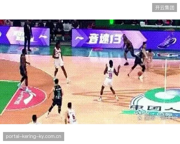 CBA上海快攻连线空接引爆整场